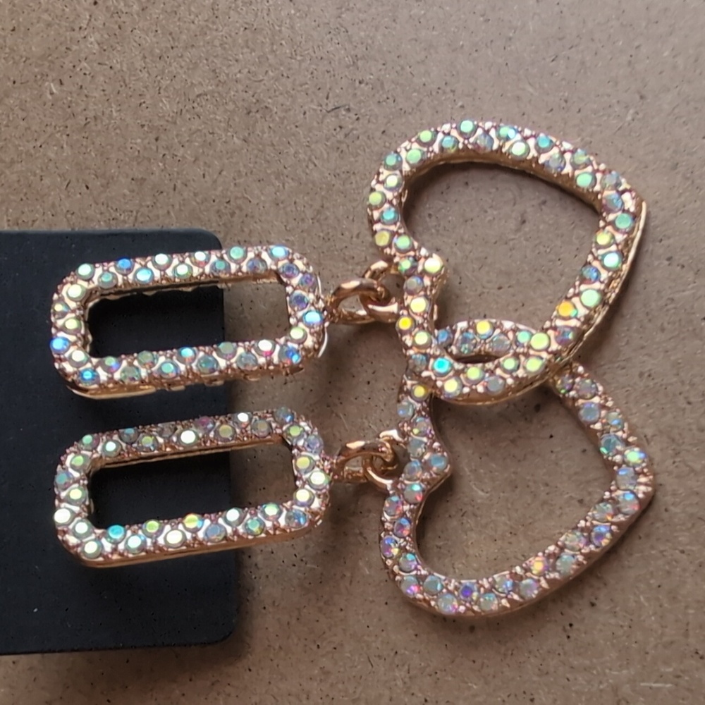Elegant Gold Heart Drop Earrings